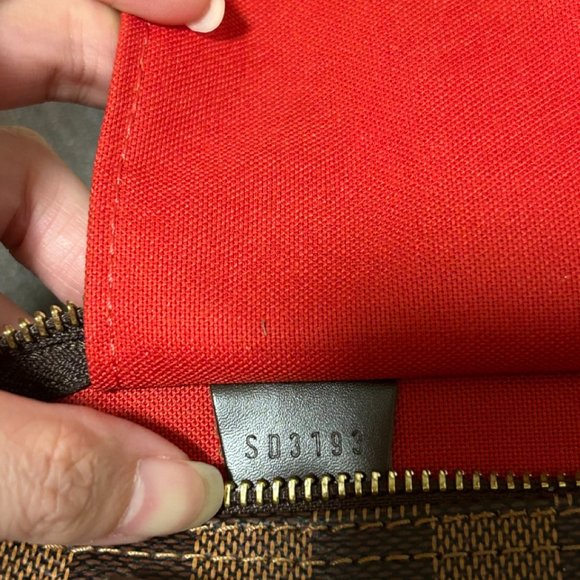 Authentic Louis Vuitton Speedy 30 - Damier Ebene - Picture 8 of 9